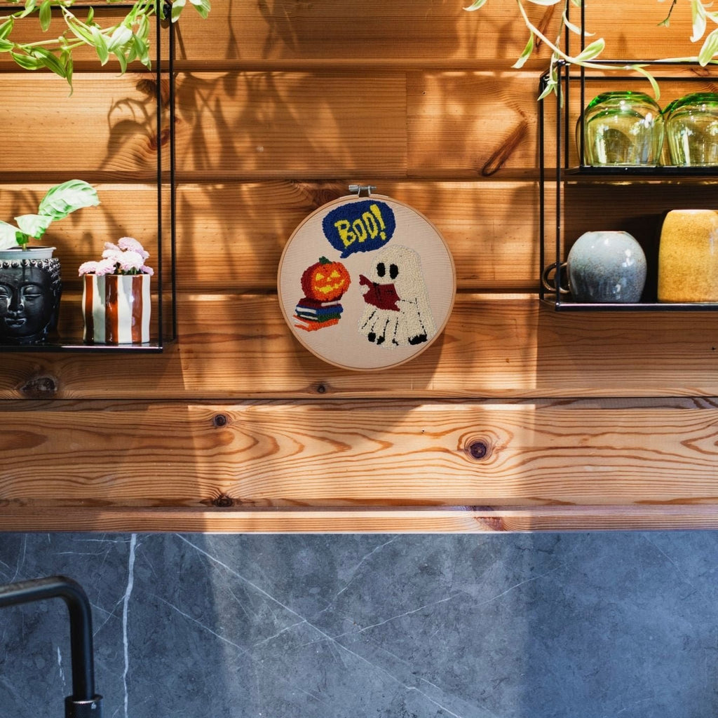 Punch Needle DIY Komplett-Set "Boo!ks"