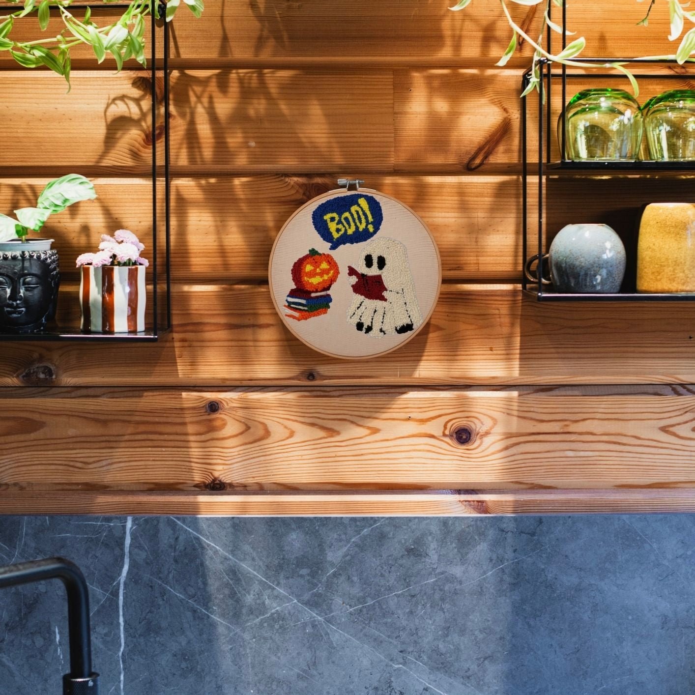 Punch Needle DIY Komplett-Set "Boo!ks"